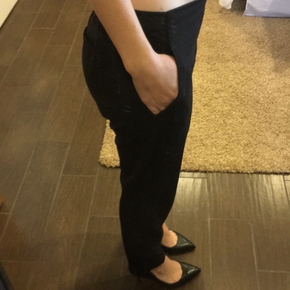 Black Ankle Length Pants - Picture 5 of 6